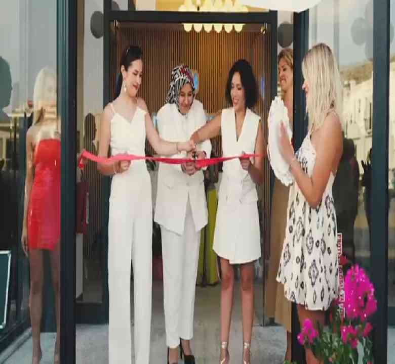 Modern teknoloji ve güvenli tedavi yöntemleriyle her ağız yapısına uygun çözümler sunuyoruz.